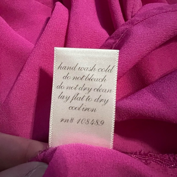 Francesca’s Miami Hot Pink Bow And Cut Out Back Top Size Medium - Picture 5 of 5